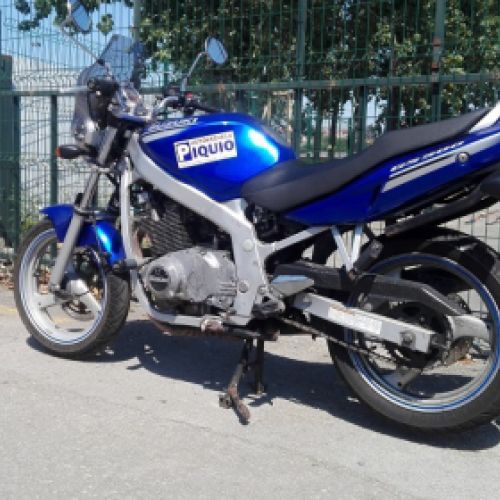 Suzuki GS 500