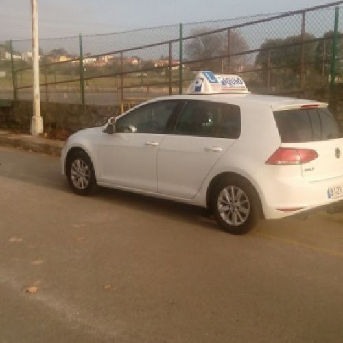 Volkswagen Golf VII